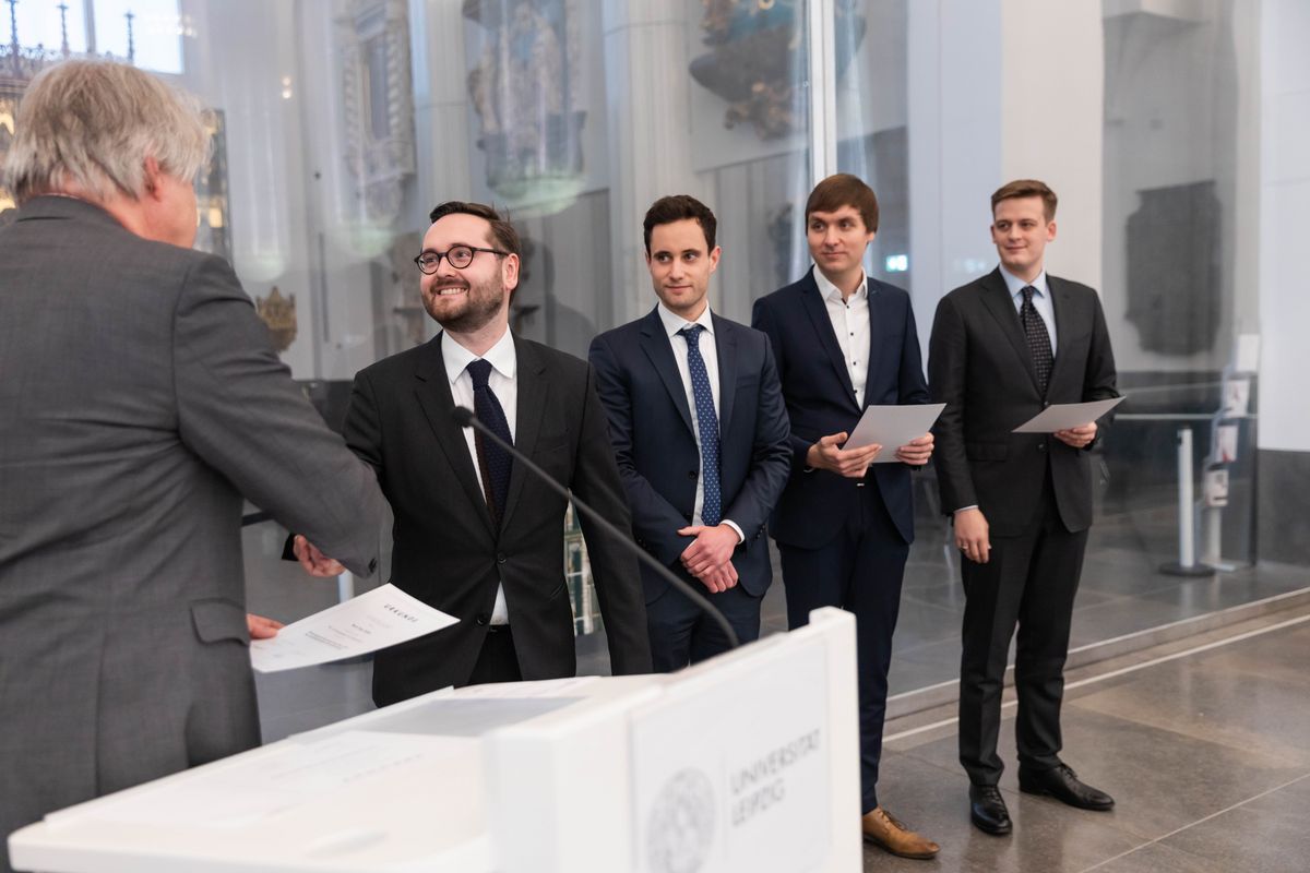zur Vergrößerungsansicht des Bildes: 