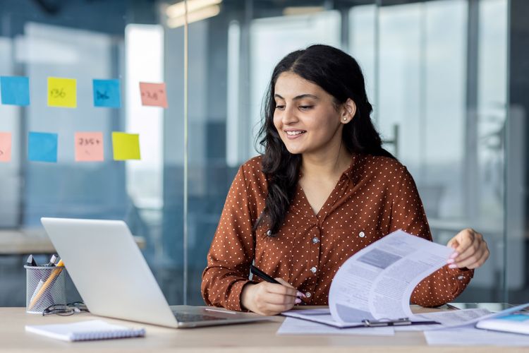 Juristische Karriere beginnt mit einer starken Bewerbung. Foto: adobe.stock.com.