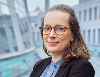 Dr. Denise Wiedemann, Vertreterin des Lehrstuhls für ausländisches und europäisches Privat- und Verfahrensrecht. Foto: Maria Garz.