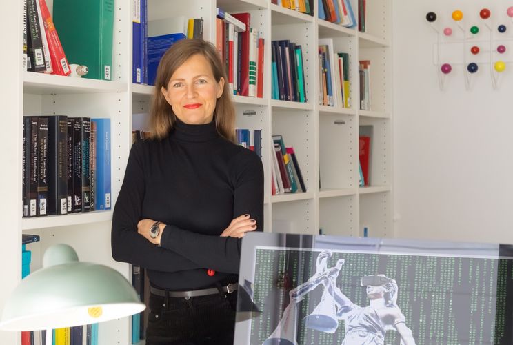 Prof. Dr. Katrin Höffler. Foto: Swen Reichhold.