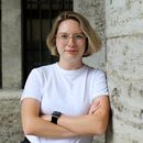  Julia Mueller-Thuns