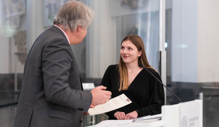 Verleihung des Absolventinnenpreises der Scheuffler-Stiftung 2020, Foto: Christian Hüller