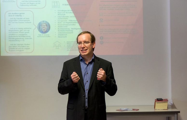 Michael Zwanzger, Studiendekan der Juristenfakultät, Foto: Thomas Nowoltka